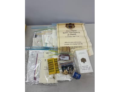 Antiques, Vintage & Interior Treasures  (A1005) - Lot 2200