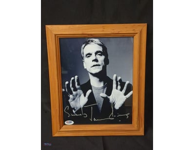 THIS IMAGE FEATURES AN AUTOGRAPHED PHOTO OF ACTOR ...