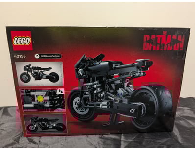 **UNRESERVED** LIFETIME COLLECTION OF LEGO PART... - Lot 346