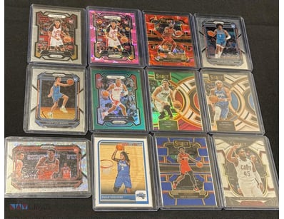 VARIOUS NBA TRADING CARDS SOLD AS LOT



Size: 10c...