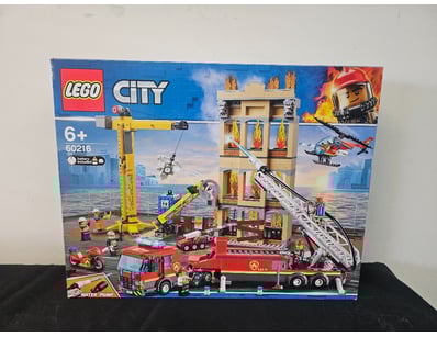 **UNRESERVED** LIFETIME COLLECTION OF LEGO PART... - Lot 751