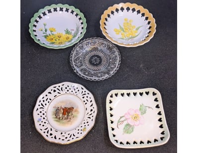 The Curio Collection (A995) - Lot 1007