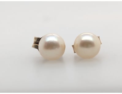 9CT YELLOW GOLD & CULTURED PEARL EARRINGS


583...