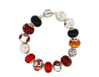 Affordable Jewellery Market (A996) - Lot 184