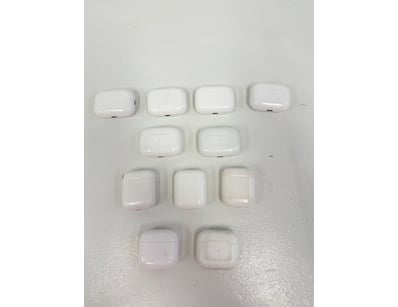 11 X Apple Earbud Sets, Assorted Gens. Untested, s...