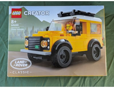 **UNRESERVED** LIFETIME COLLECTION OF LEGO PART... - Lot 277