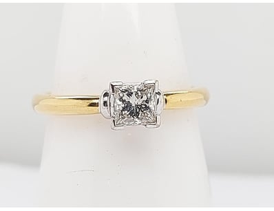 Fine Jewellery Market (A1005) - Lot 2060