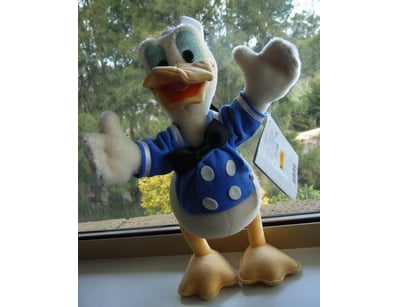 Antiques, Vintage & Interior Treasures (A1006) - Lot 901