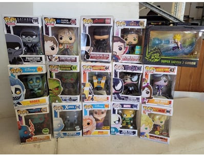 The Curio Collection (A985) - Lot 1033