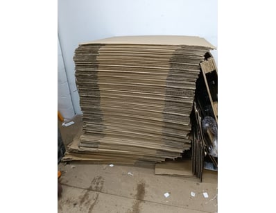 Dyson, Apple & Other Major Brand Reseller Liquid... - Lot 92