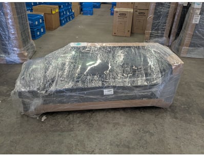 Major Retailer Home, Furniture & Bedding Clearan... - Lot 74