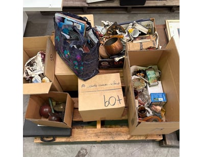 Sporting Gear, Home & Decor (WAA980) - Lot 109