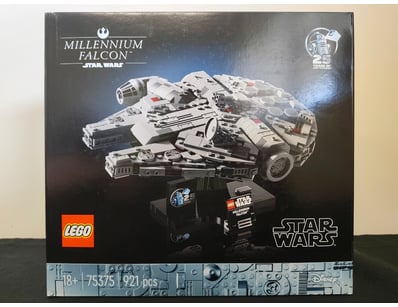 **UNRESERVED** COOKIE'S LIFETIME COLLECTION OF ... - Lot 204