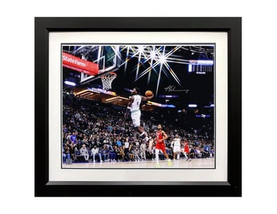 Iconic Memorabilia (A978) - Lot 125