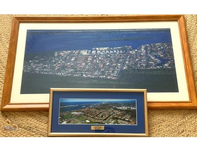 FRAMED PHOTOS OF RUNAWAY BAY 

Qty (2) Large Is 98...