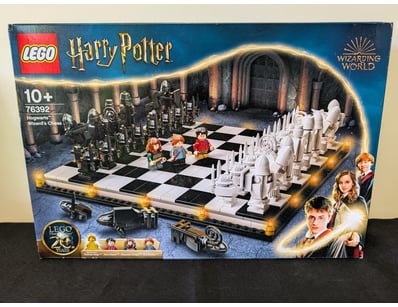 **UNRESERVED** COOKIE'S LIFETIME COLLECTION OF ... - Lot 593