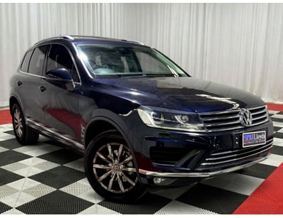 <b>2016 Volkswagen Touareg 150TDI - Blue - 259,775...