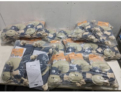 Unreserved Brand New Pet Supplies - Lot 97