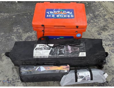 Camping equipment, including 52L icebox, Dune 4WD ...