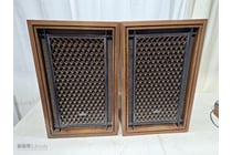 Akai SW-155 stereo speaker pair PLEASE NOTE: