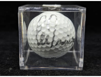SIGNED GOLF BALL

Golf Ball In Plastic Display C...