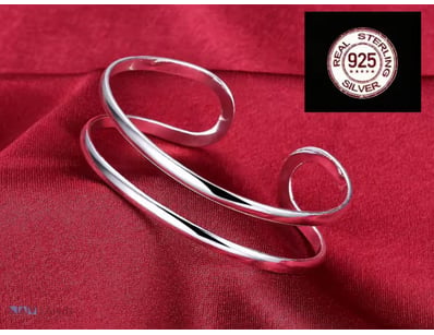 925 SILVER CUFF BANGLE         

Condition: Good -...