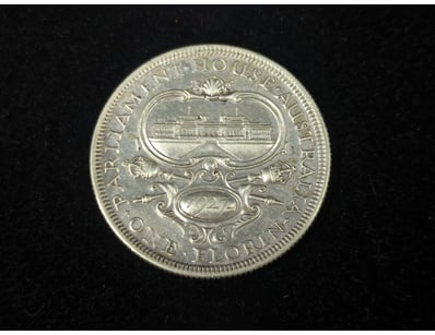 1927 AUSTRALIAN 8 PEARL PARLIAMENT HOUSE FLORIN
...