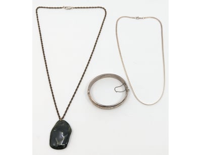 QLD Public Trustee Home & Collectables Clearanc... - Lot 105