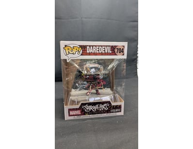 FUNKO POP! MARVEL DAREDEVIL #704 STREET ART COLLEC...