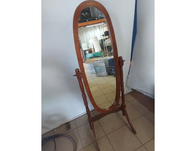 House & Homewares (A1004) - Lot 2881