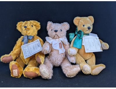 The Curio Collection (A995) - Lot 1164