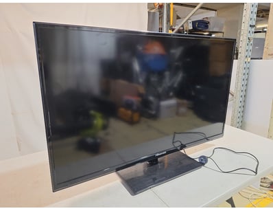 Hisense HL40K160PL 40-inch DVB-T Television Receiv...