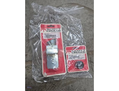 <p><strong>Headlight Switch and Switch Rubber</str...
