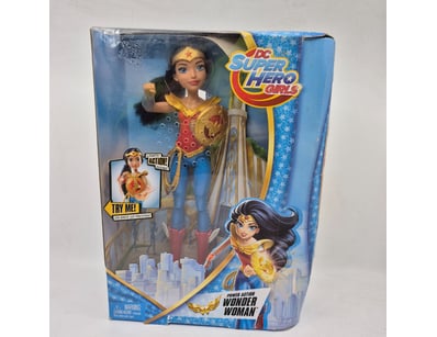 The Curio Collection (A985) - Lot 526