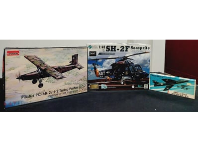 VINTAGE AIRCRAFT MODEL KIT COLLECTION - THREE PREC...