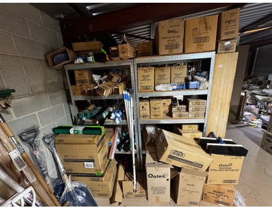 Distribution Business Equipment Liquidation (ON... - Lot 283