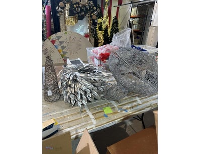 Christmas Decorations - Assorted
- Silver Frame Xm...