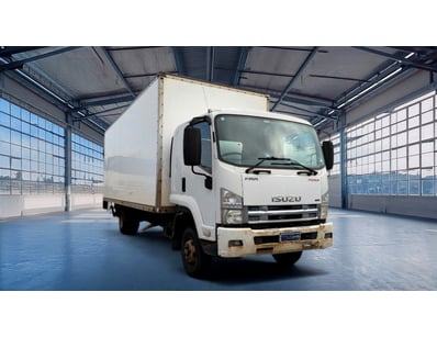 <b>2008 Isuzu NPR Single Cab Chassis - White - 659...