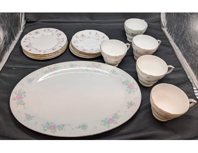 The Curio Collection (A996) - Lot 2071