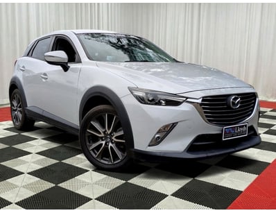 <b>2017 Mazda CX-3 DK sTouring - Silver - 132,762k...