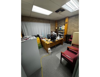 Distribution Business Equipment Liquidation (ON... - Lot 230