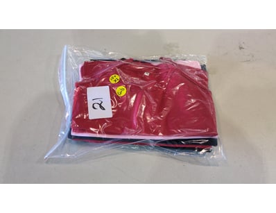 Assorted Girls XL Singlets - Qty 10

Sold as Lot
...