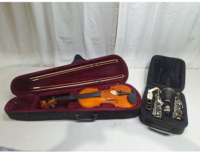 Gadgets, Music & Pastimes (A1000) - Lot 1509