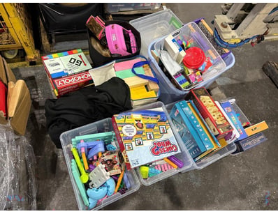 Bundle of Assorted kids toys, items include Plasti...