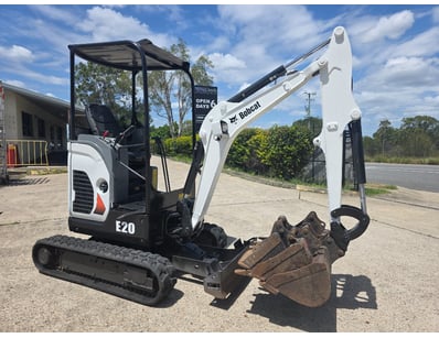 BRISBANE Earthmoving Hire Company Business Closur... - Lot 8
