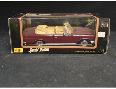 Model Car & Train Mania (A1000) - Lot 507