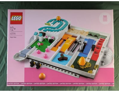 **UNRESERVED** LIFETIME COLLECTION OF LEGO PART... - Lot 265