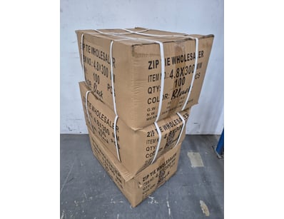 Zip tie, 4.8mm x 300mm, black, quantity unknown
...