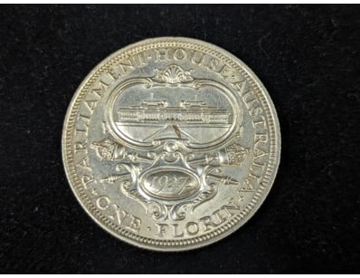 1927 AUSTRALIAN 8 PEARL PARLIAMENT HOUSE FLORIN
...