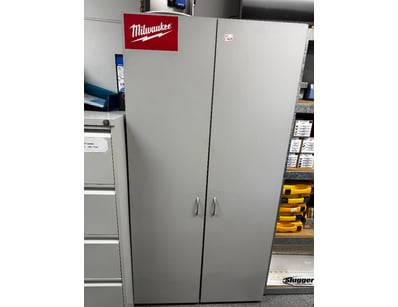 Distribution Business Equipment Liquidation (ON... - Lot 228